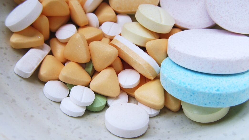 pills in hands