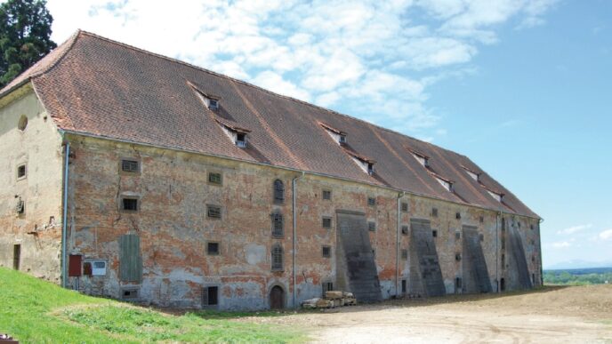 grajska zitnica Ptuj e1751387662765