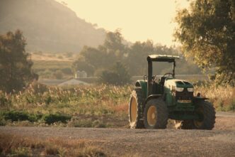 tractor