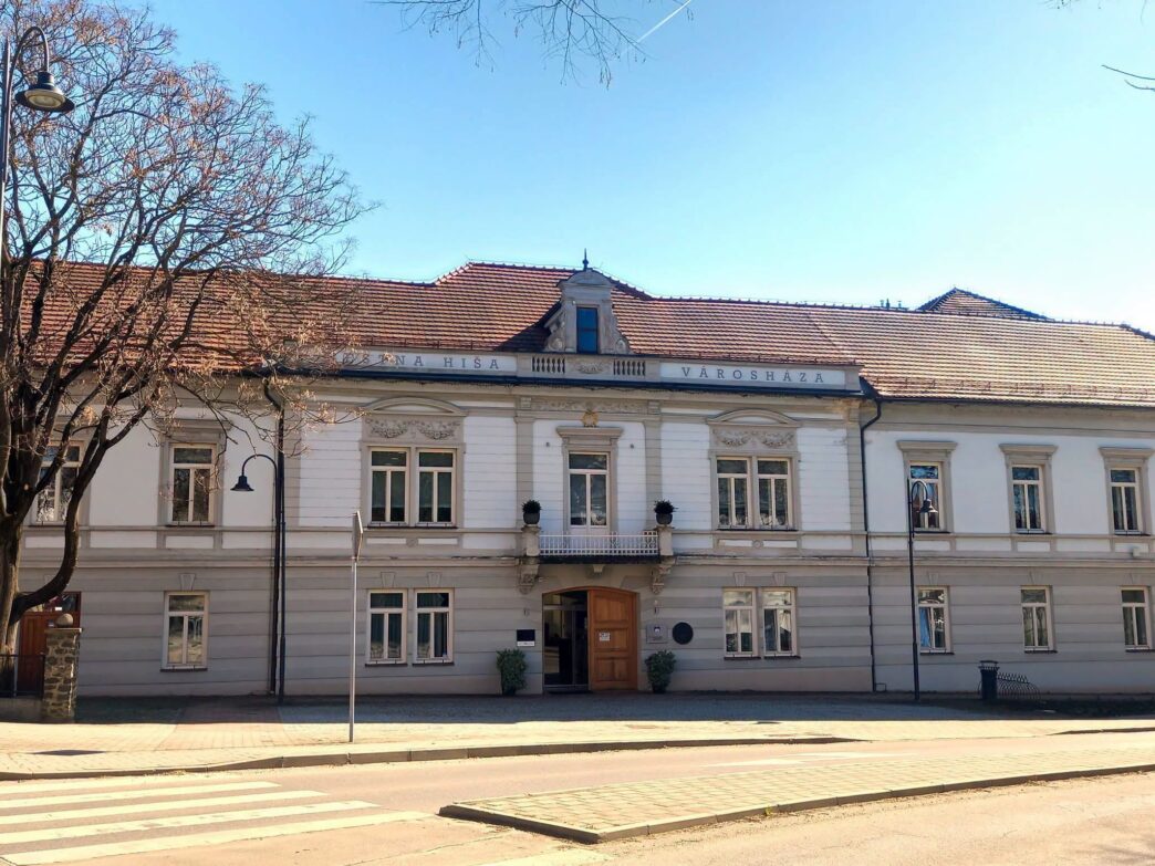Lendava stran fb