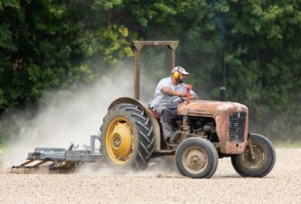 tractor 1