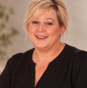 Sonja Pelcar stran fb